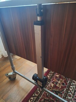 Polohovatelná posteľ - 3