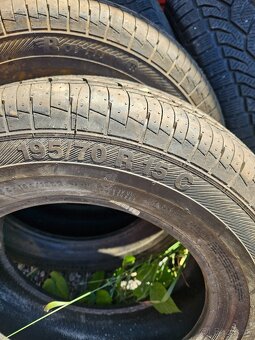 195/70R15C - 3