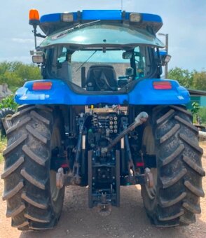Traktor New Holland TS 100 - 3