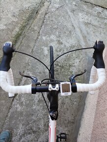 Fuji newest 1.0 cestný bicykel - 3