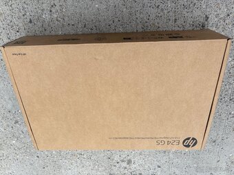 HP E24 G5 23.8" - 3
