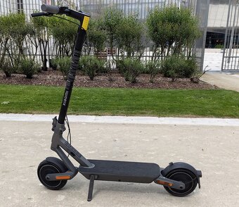 Xiaomi ultra 4 kolobezka - 3