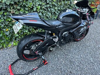 GSXR 750 2007 - 3