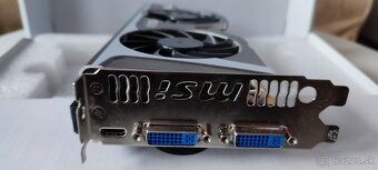 MSI GeForce GTX 560 Ti Twin Frozr II - 3