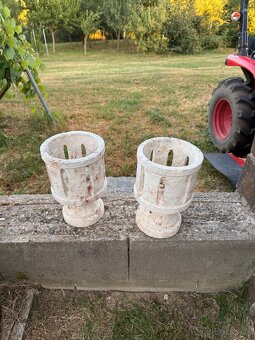 Zahradne kvetinače/lampaše a podstavce - 3