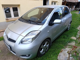 Predám TOYOTA YARIS 1.4D TS - 3