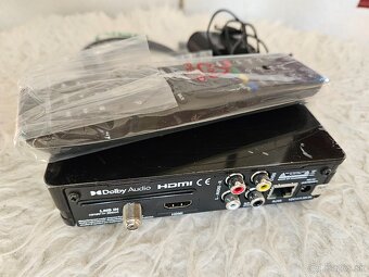 Satelitný príjimač KAONMEDIA MZ-52 - 3