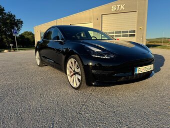 Tesla Model 3 Performance - 377kW - 2019 - 4x4 - 118Tisic KM - 3