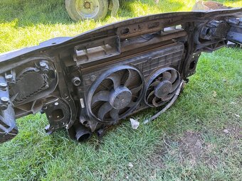 touran  1. predna stena - 3