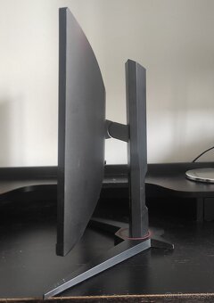 AOC C24G1 (24 palcov) - 3