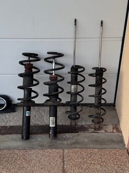 Audi A4 B8 náhradné diely - 3