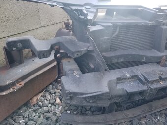 Predná stena VOLKSWAGEN PASSAT B6 - 3