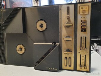 TESLA  B90  na  diely - 3