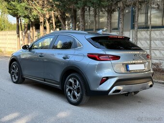 KIA XCEED 1.5 T-GDI GOLD 2022/ SK AUTO/ 1.MAJITEĽ/ NEBÚRANÉ - 3