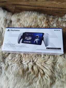 Playstation Portal - 3