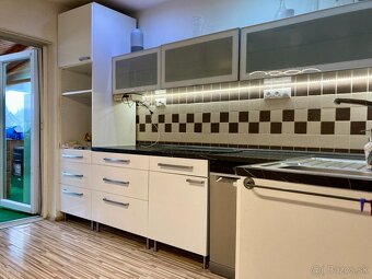 4-izbový rodinný dom s terasou a 7-árovou záhradou, Nová Str - 3
