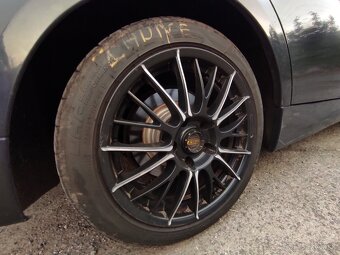 BMW E90 320D - 3