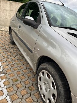 Peugeot 206 - 3