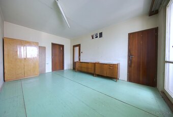 Predaj 3 izbový byt, Pri kríži, Bratislava - Dúbravka - 3