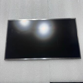 Predám obrazovku do notebooku 15,6" LED display 40pin HD+ C - 3