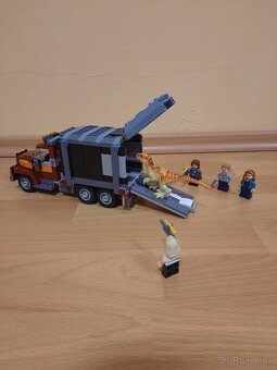 Lego Jurassic World 76948 - T. rex & Atrociraptor Breakout - 3