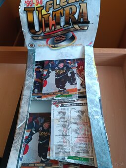 Hokejové kartičky - 3