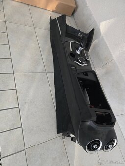 Alfa romeo stelvio carbon interiér qv - 3