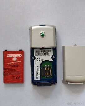 Sony Ericsson T230 (strieborný) - 3