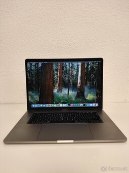 Apple MacBook Pro 15 (2018) | Intel Core i7 • 16 GB RAM • 25 - 3