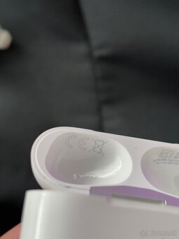 AirPods Pro1 - puzdro a sluchadlo - 3