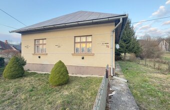 NA PREDAJ - starší rodinný dom s pozemkom - 3