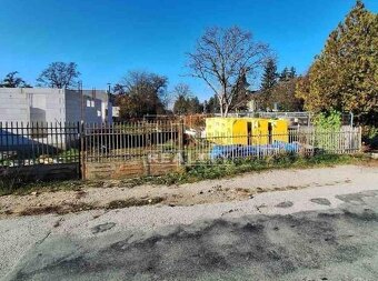 Predaj slnečného pozemku so stavebným povolením,... - 3
