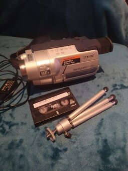 Sony CCD-TRV418E - 3