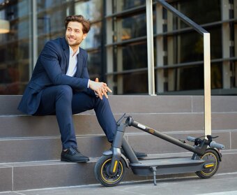 Ninebot KickScooter MAX G30E II - 3
