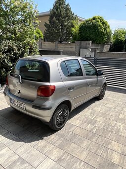 Toyota yaris - 3
