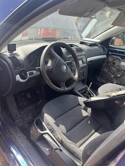 Rozpredam škoda octavia 2 sedan - 3