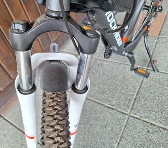 Horsky bicykel 27,5" - 3