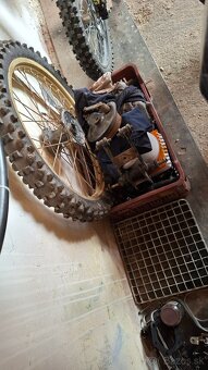 Suzuki dr 600 - 3