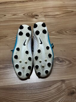 Kopačky Nike - 3