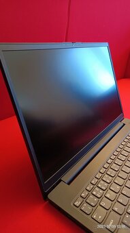 Predam notebook Lenovo V15 G3 IAP - 3