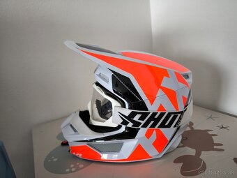 Prilba FOX - 3