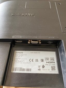 Samsung - 24” Monitor - 3