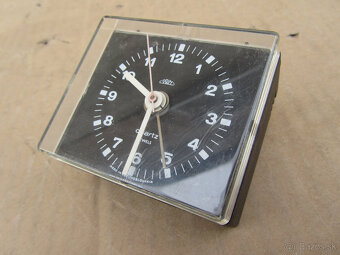 Hodiny Prim Quartz pre Tesla 461A Forte - 3