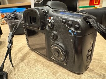 Predam Canon eos 7D - 3