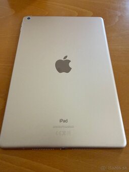 iPad 8. generácia 32GB WIFI (model A2270), gold - 3