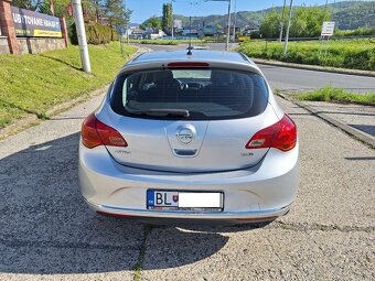 Opel Astra 1.7 CDTI 130k Active - 3