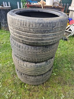 Letné pneu 225/40 R18 - 3
