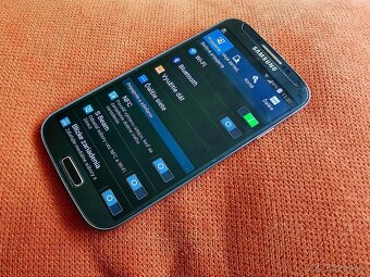 Samsung Galaxy S4 GT-I9505 - 3