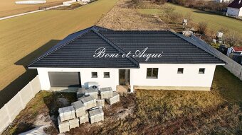 5 izbový RD na 1350 m2 pozemku blízko Piešťan - 3