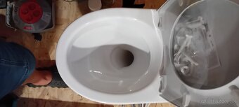 Predám wc kombi cersanit. - 3